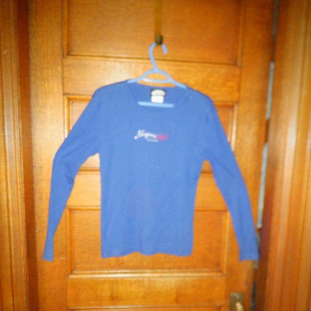 ~~~PASSPORT ~~~ Niagara Falls, CANADA  ~ BRAND NEW